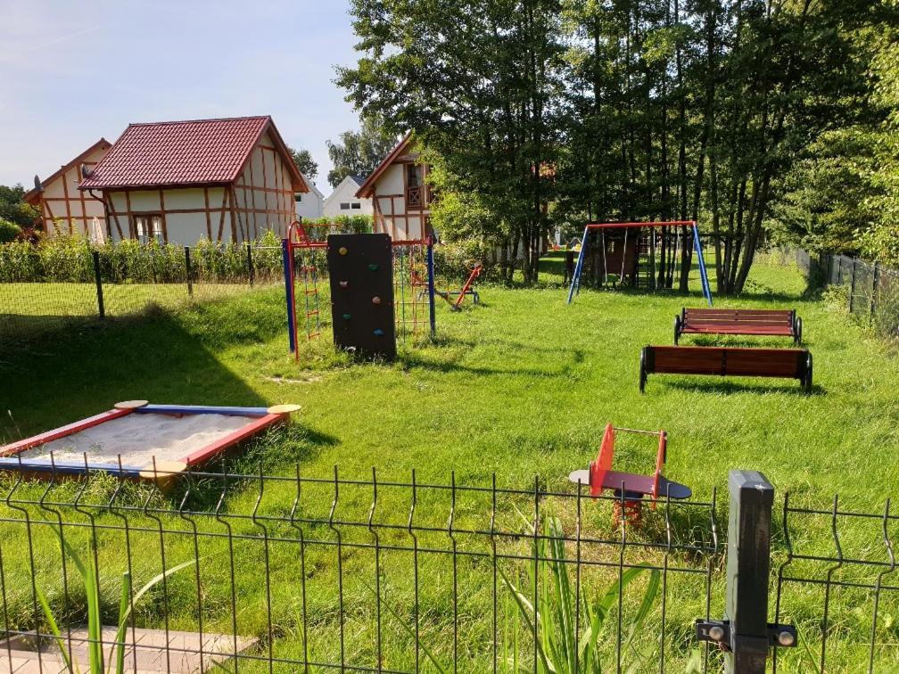 Villa Osada Cztery Pory Roku - Dom Jesien à Kopalino Extérieur photo