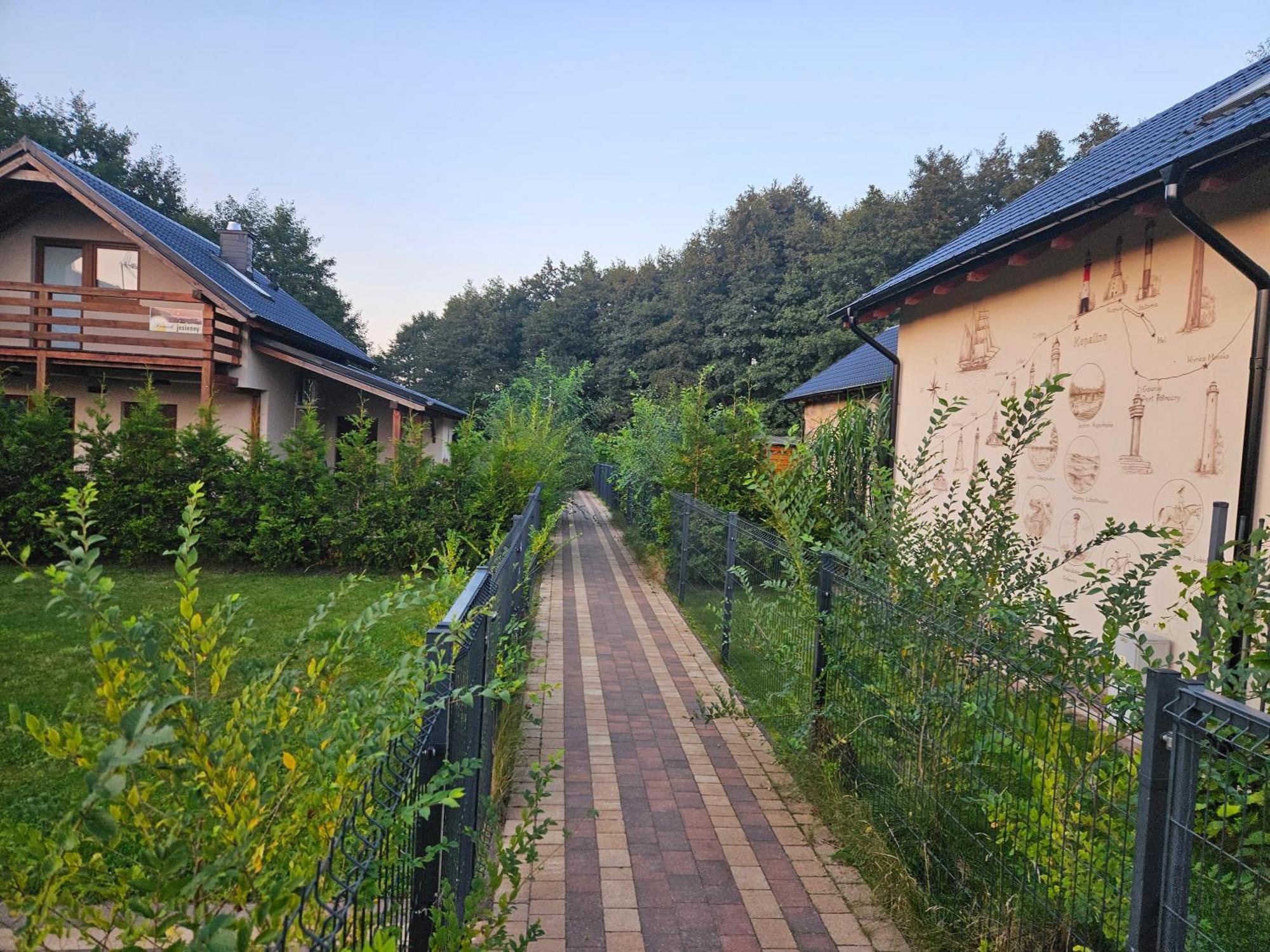 Villa Osada Cztery Pory Roku - Dom Jesien à Kopalino Extérieur photo